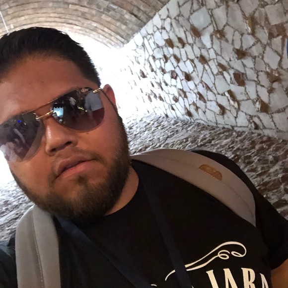 Meet your Posher, Joe - Picture 1 of 1